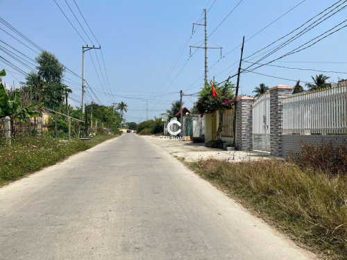 Bán đất mặt tiền đường bê tông khu 293 tại Cam...