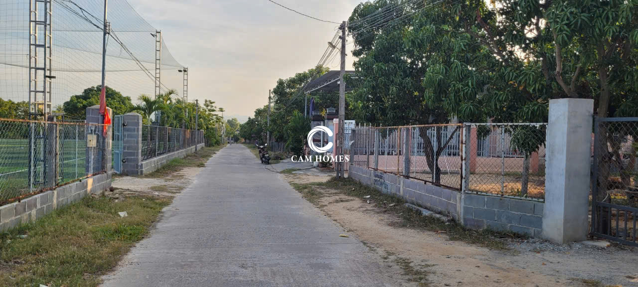 Đất cách trục đường Nguyễn Công Trứ hơn 500m - Diện tích 487,6m2
